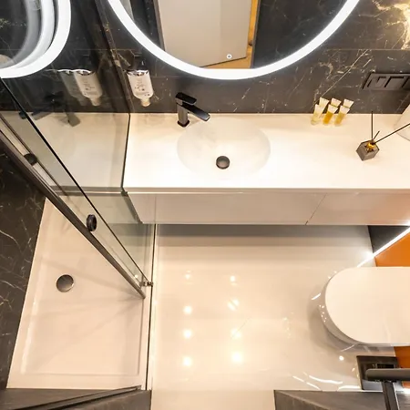 Royal On Grigorovycha 6